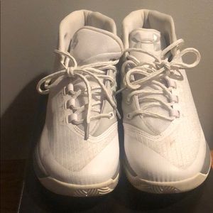 Under Armor Curry 2 - 8.5 -  Gently Worn